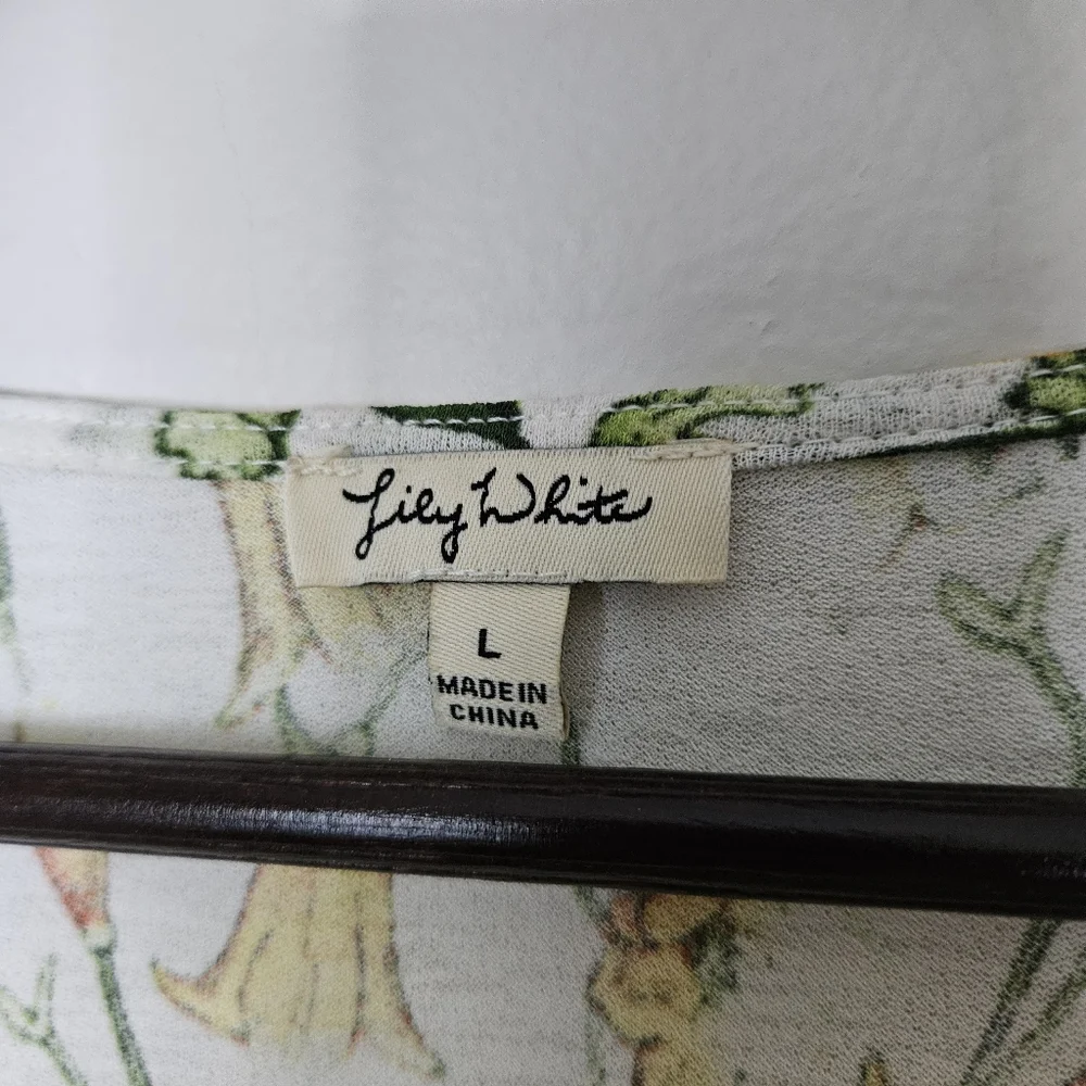 Lily White Blouse Floral Print Top Yellow Pink Green V-Neck Tie Front Casual - Picture 6 of 8